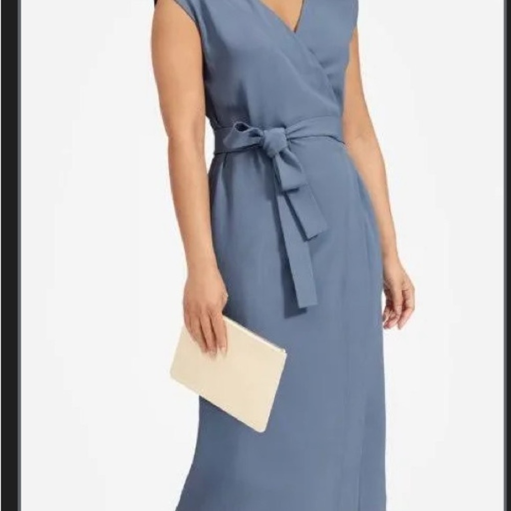 Pink Everlane wrap dress size 4